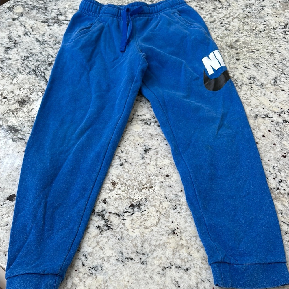 Boy’s Nike Sweatpants